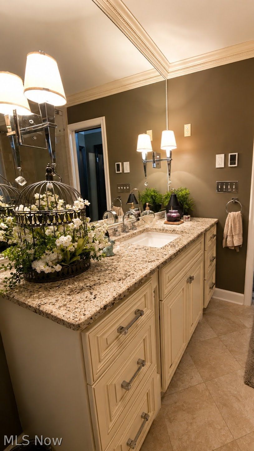 6643 Big Creek Parkway Parma Heights OH 44130