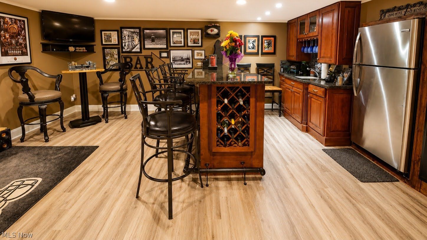 6643 Big Creek Parkway Parma Heights OH 44130