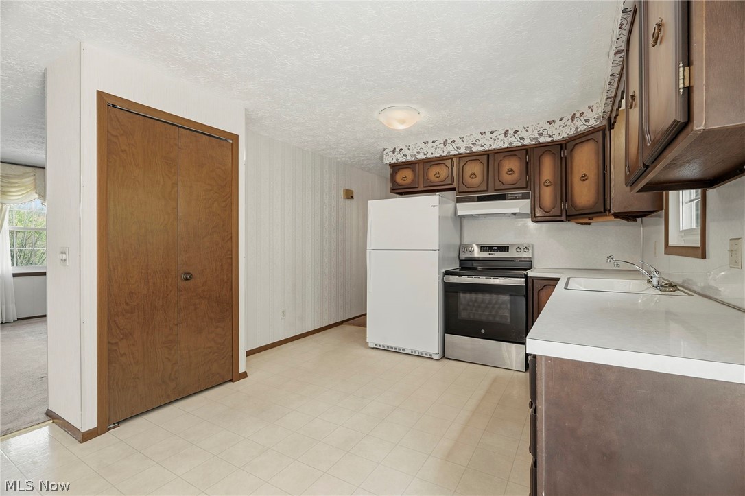 8285 Southwood Drive NW North Canton OH 44720