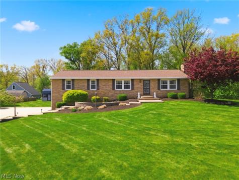 8285 Southwood Drive NW North Canton OH 44720