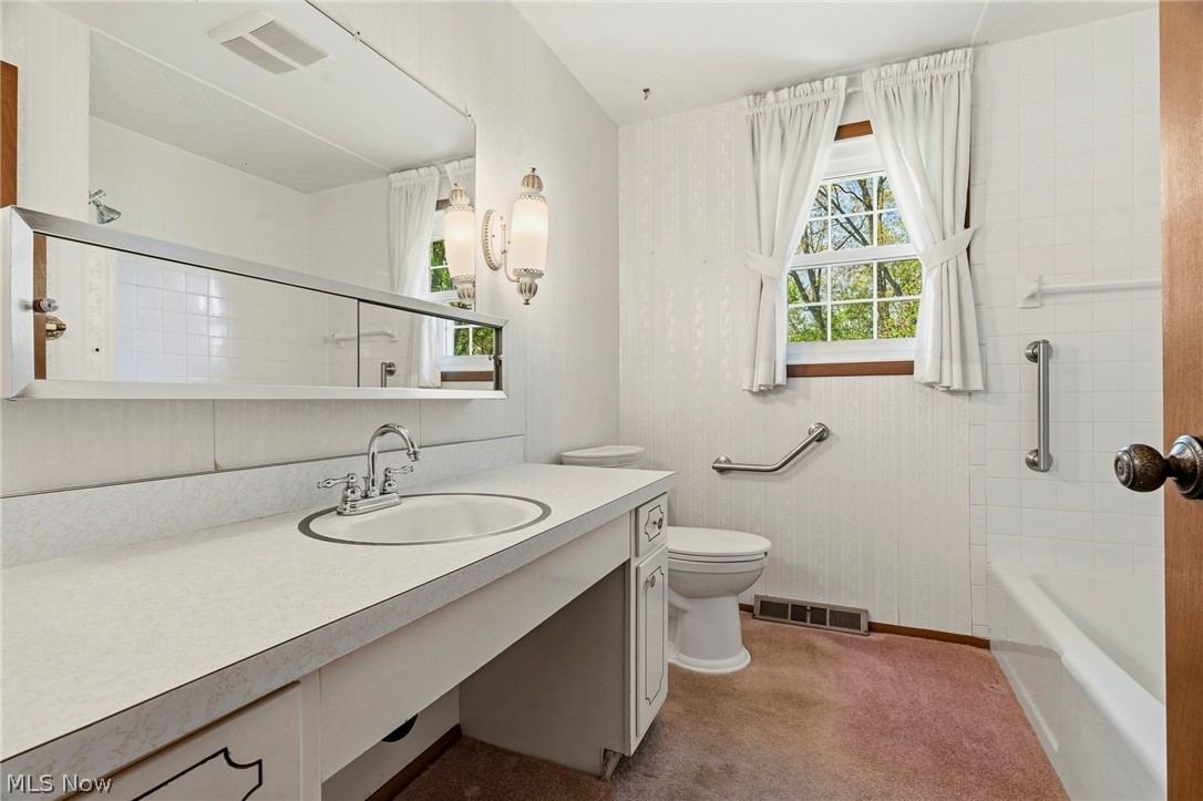 8285 Southwood Drive NW North Canton OH 44720