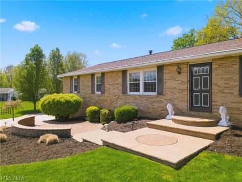8285 Southwood Drive NW North Canton OH 44720
