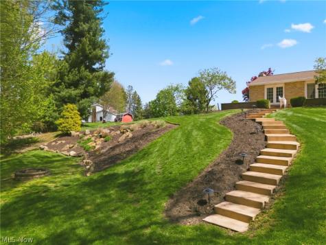 8285 Southwood Drive NW North Canton OH 44720