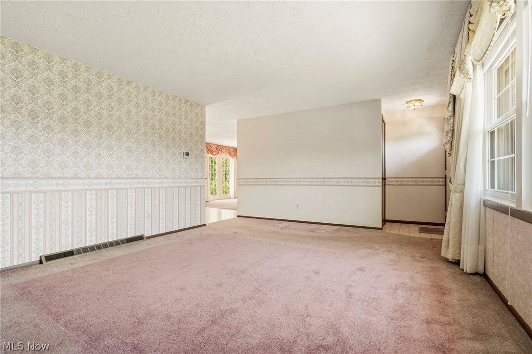 8285 Southwood Drive NW North Canton OH 44720