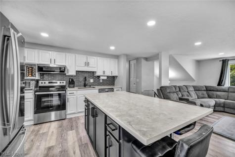 912 Wimbleton Drive Medina OH 44256