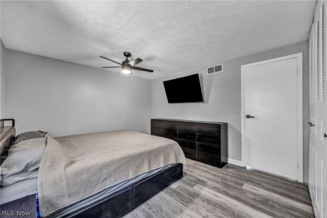 912 Wimbleton Drive Medina OH 44256
