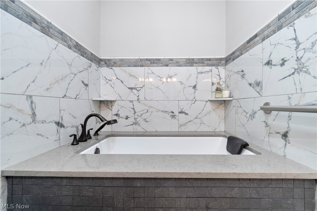 443 Merriman Road Akron OH 44303