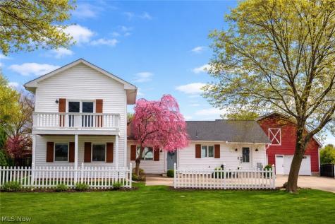 4247 E Lake Road Sheffield Lake OH 44054
