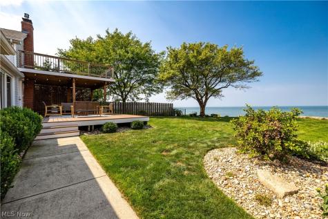4247 E Lake Road Sheffield Lake OH 44054