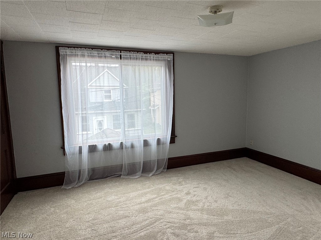 582 Robinette Court Akron OH 44310