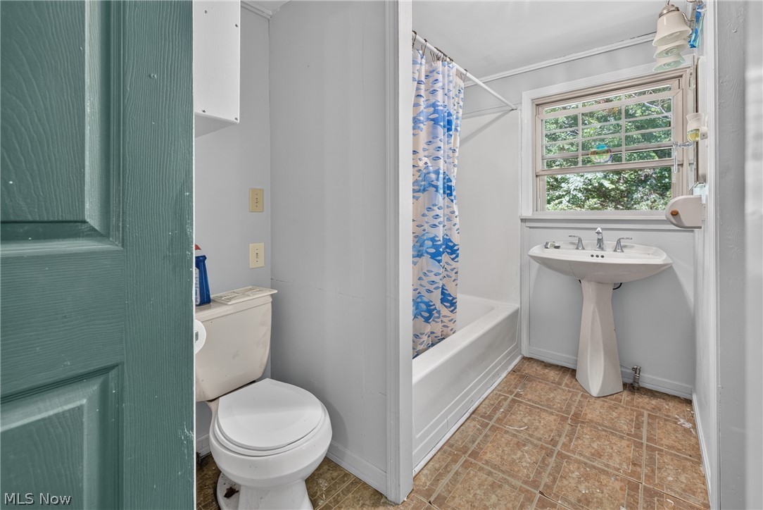 8844 Union Ridge Road Rogers OH 44455