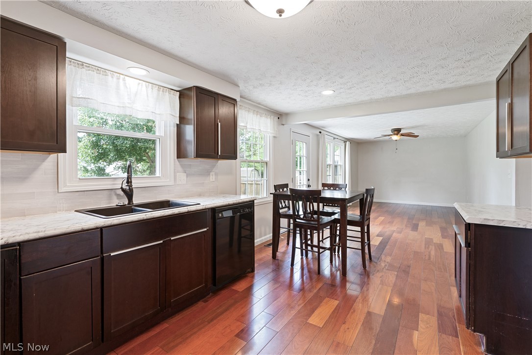 2700 Elizabeth Drive SW Lordstown OH 44481