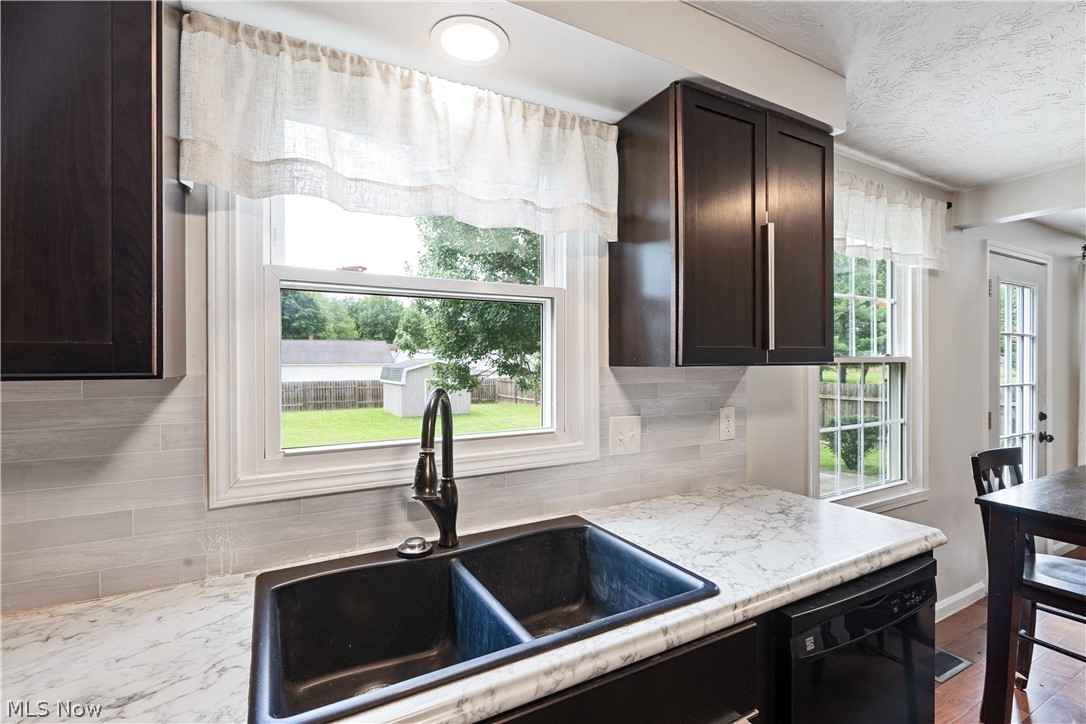 2700 Elizabeth Drive SW Lordstown OH 44481