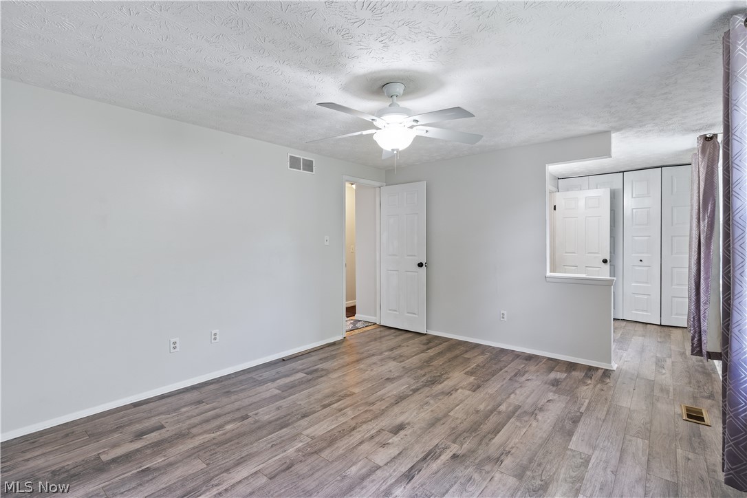 2700 Elizabeth Drive SW Lordstown OH 44481