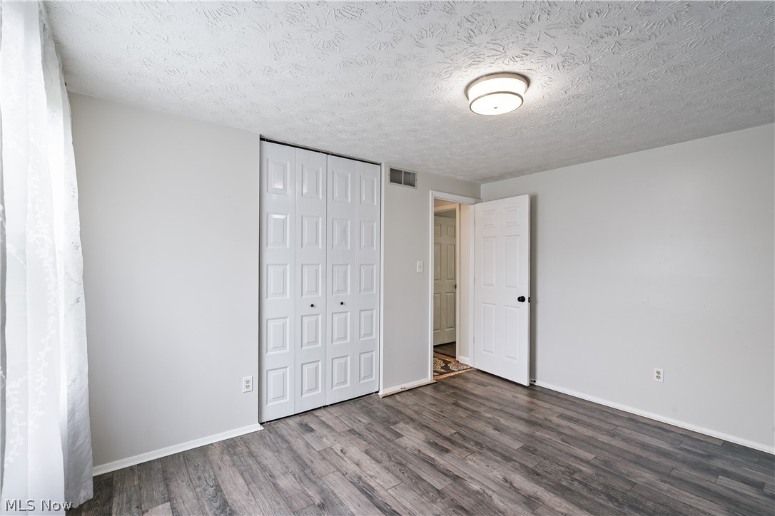 2700 Elizabeth Drive SW Lordstown OH 44481