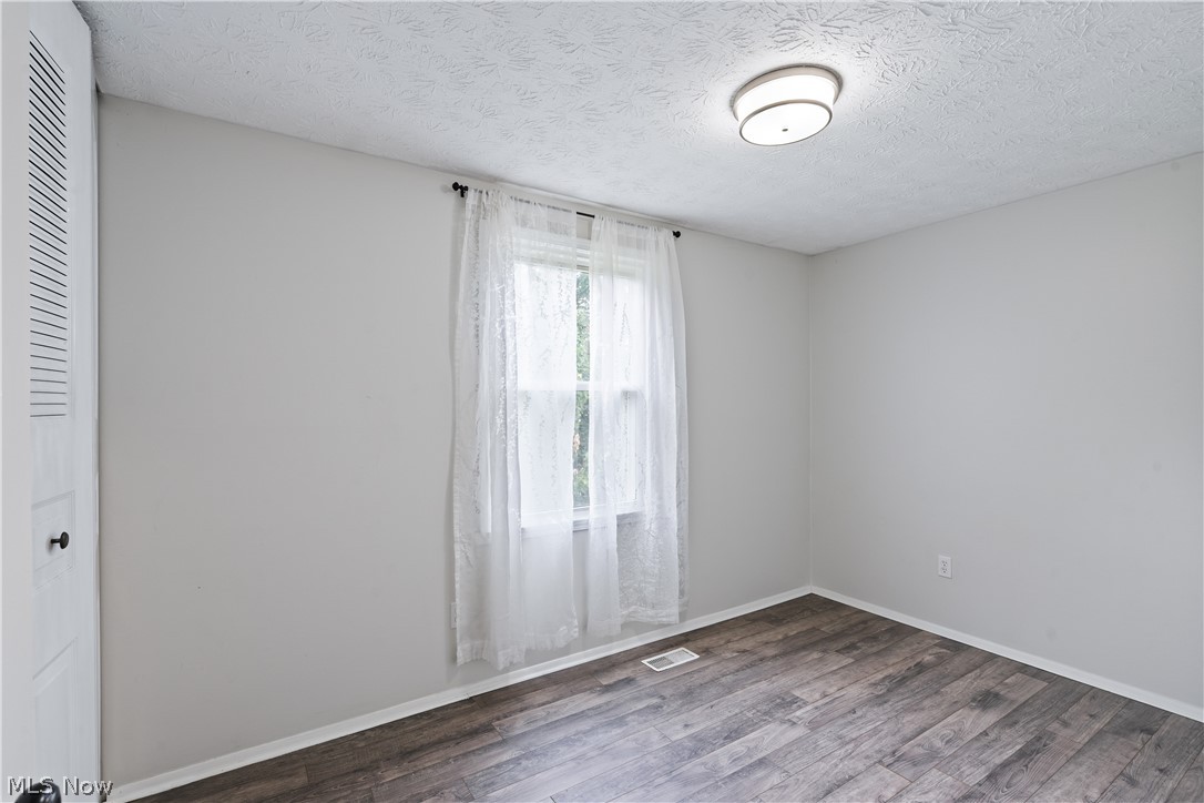 2700 Elizabeth Drive SW Lordstown OH 44481