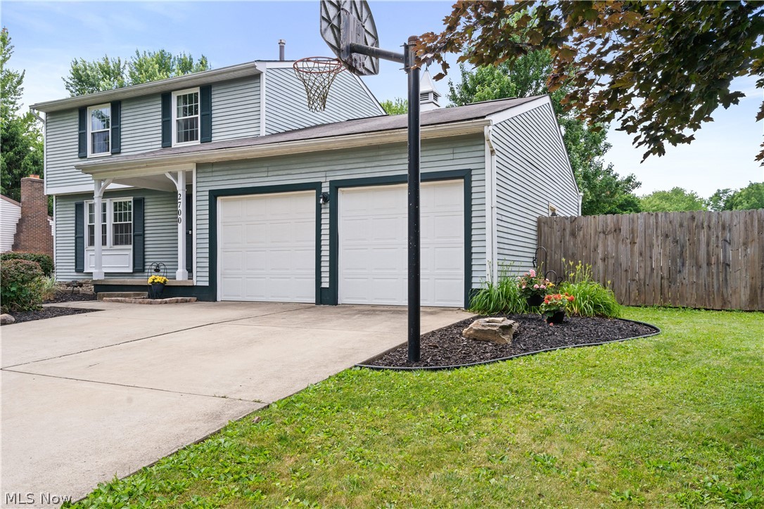 2700 Elizabeth Drive SW Lordstown OH 44481