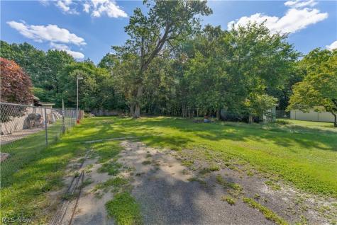 319 S Jackson Street Youngstown OH 44506