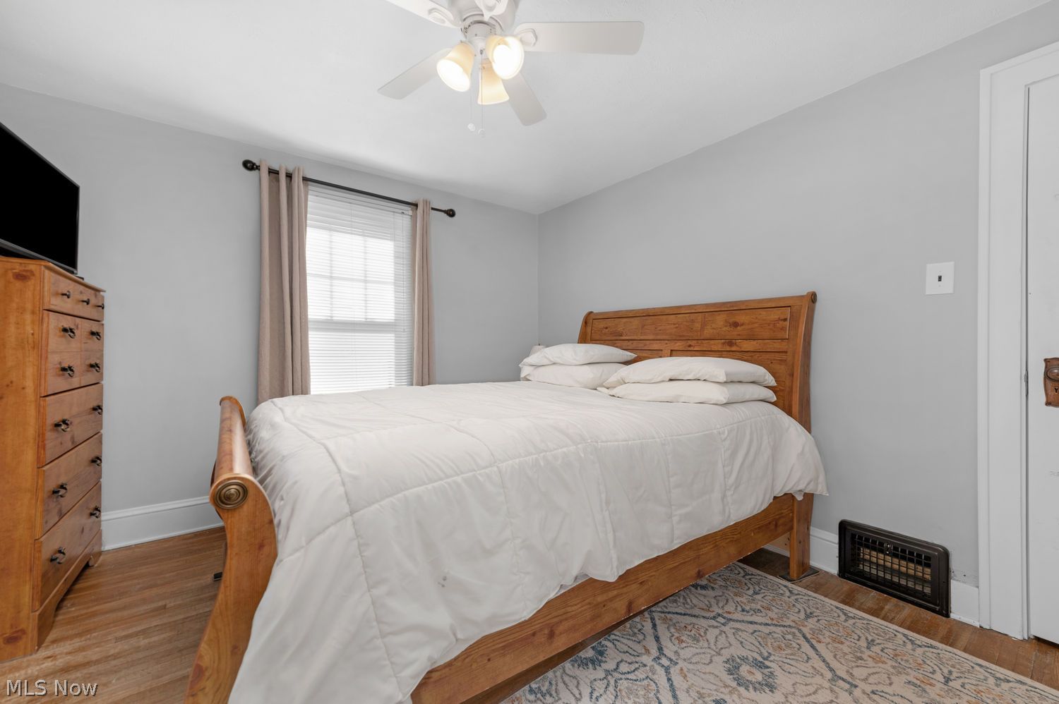 1636 Larchmont Avenue Lakewood OH 44107