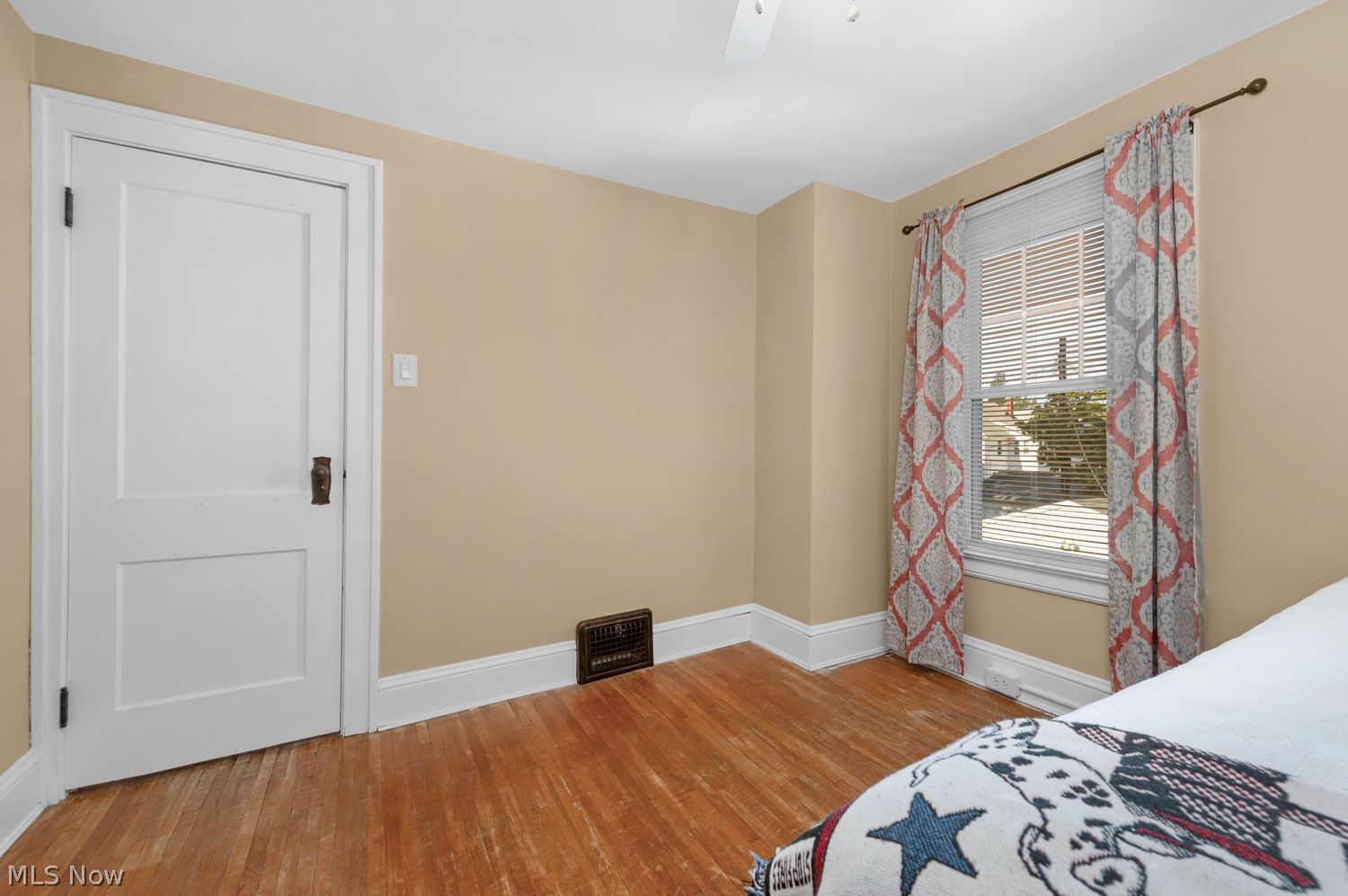 1636 Larchmont Avenue Lakewood OH 44107