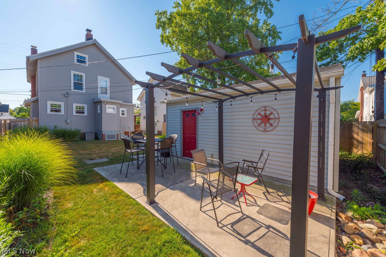 1636 Larchmont Avenue Lakewood OH 44107