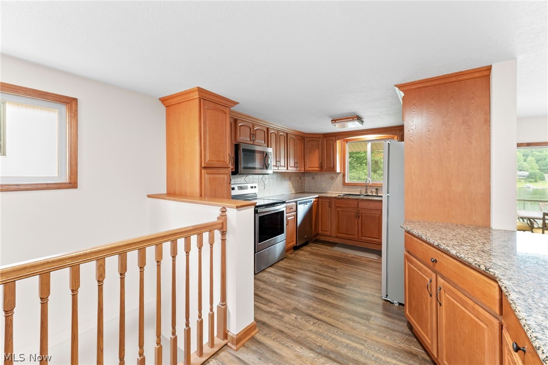 160 W Mohawk Drive Malvern OH 44644