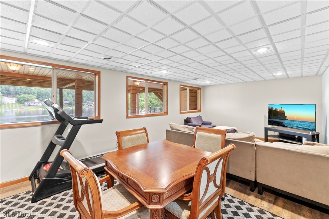 160 W Mohawk Drive Malvern OH 44644