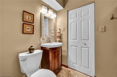 1057 Congress Lake Road Mogadore OH 44260