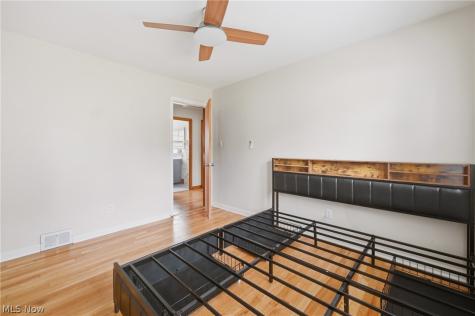 6940 Paxton Road Youngstown OH 44512