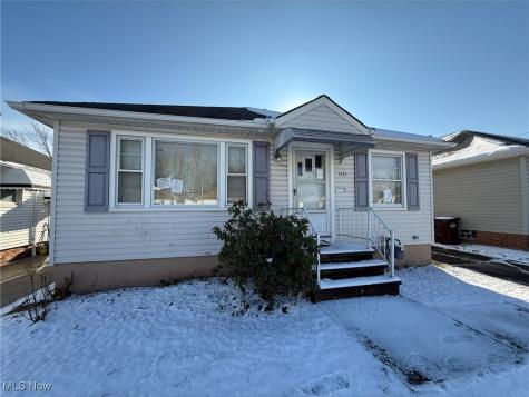 2923 Park Drive Parma OH 44134