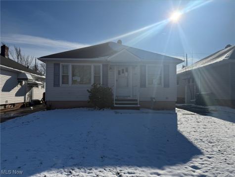 2923 Park Drive Parma OH 44134