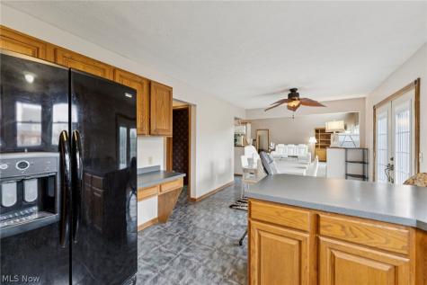 10917 Mogadore Avenue NW Uniontown OH 44685