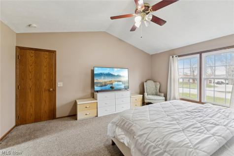 10917 Mogadore Avenue NW Uniontown OH 44685