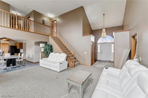 10917 Mogadore Avenue NW Uniontown OH 44685