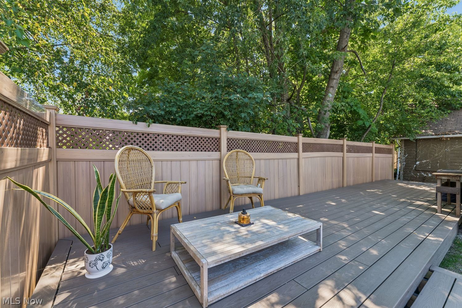 17009 Bradgate Avenue Cleveland OH 44111