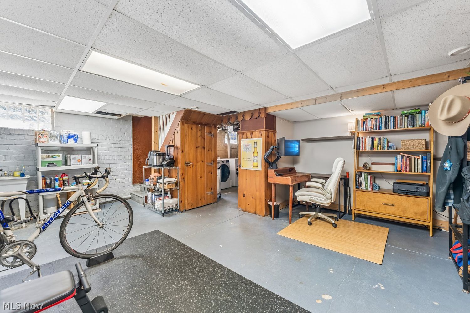 17009 Bradgate Avenue Cleveland OH 44111