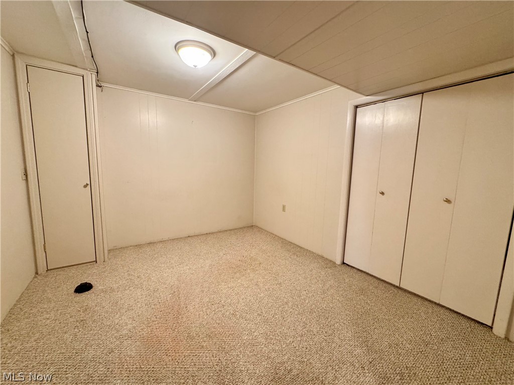 120 Walter Avenue Washingtonville OH 44490