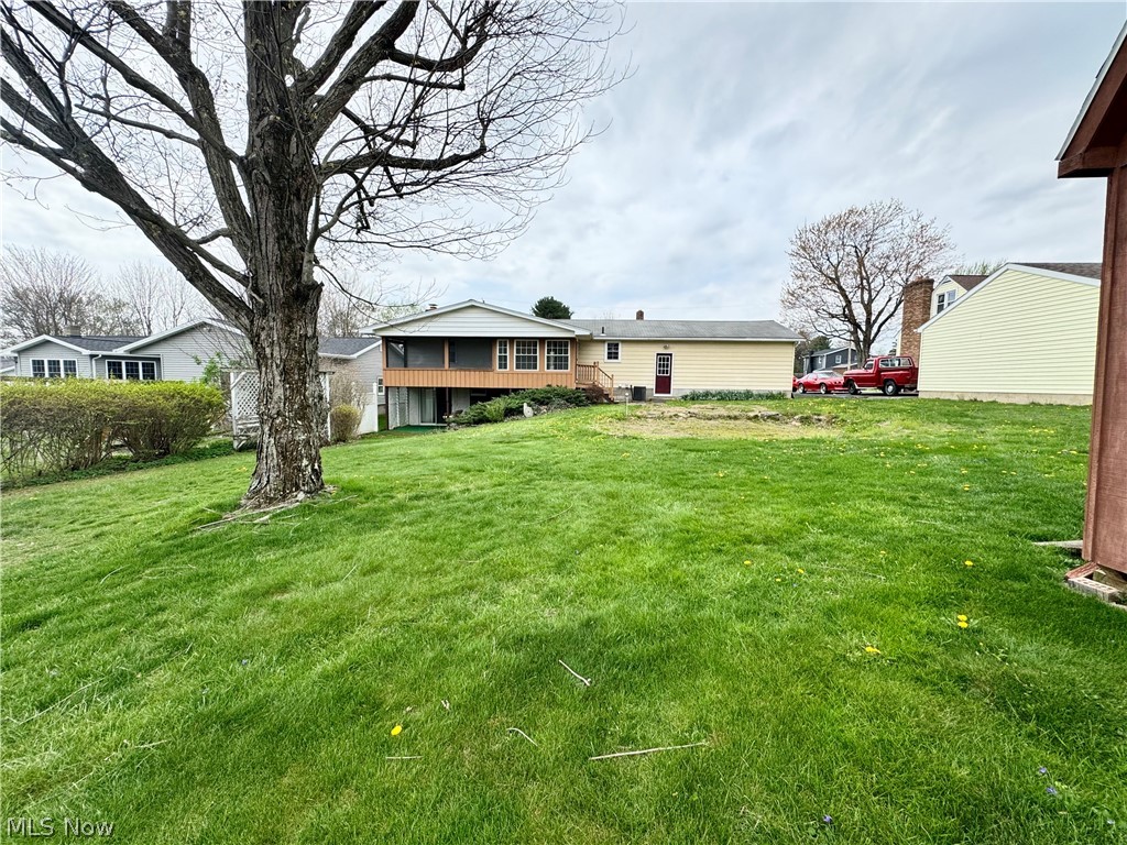 120 Walter Avenue Washingtonville OH 44490