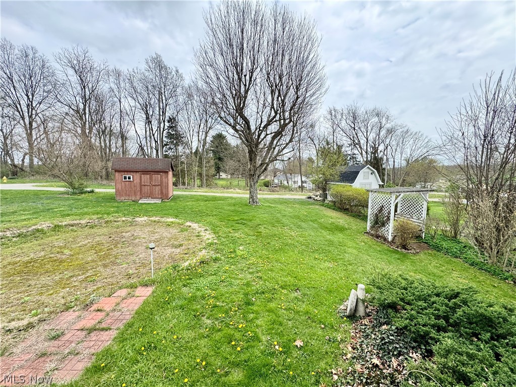 120 Walter Avenue Washingtonville OH 44490