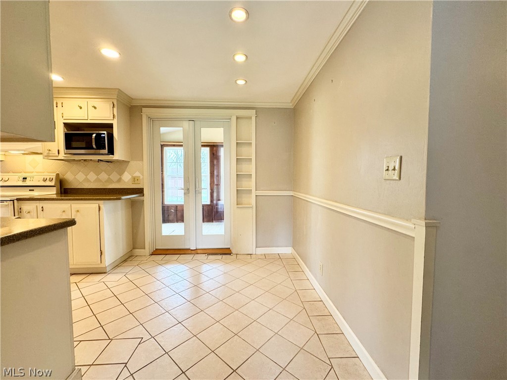 120 Walter Avenue Washingtonville OH 44490