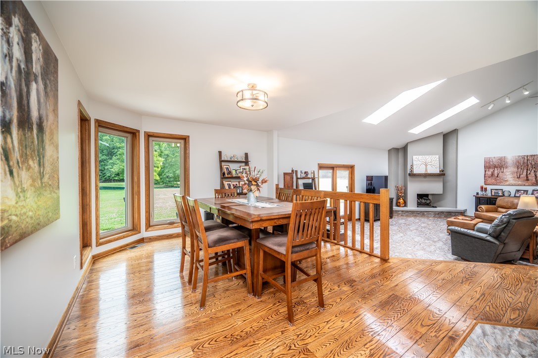 405 Airport Drive NW Warren OH 44481
