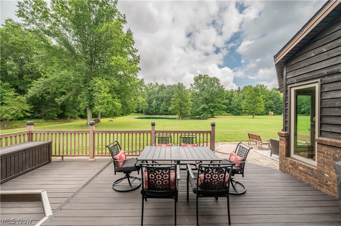 405 Airport Drive NW Warren OH 44481