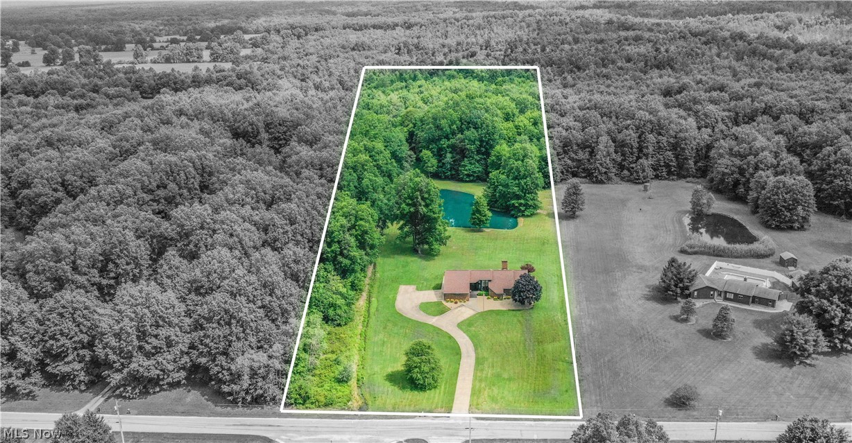 405 Airport Drive NW Warren OH 44481