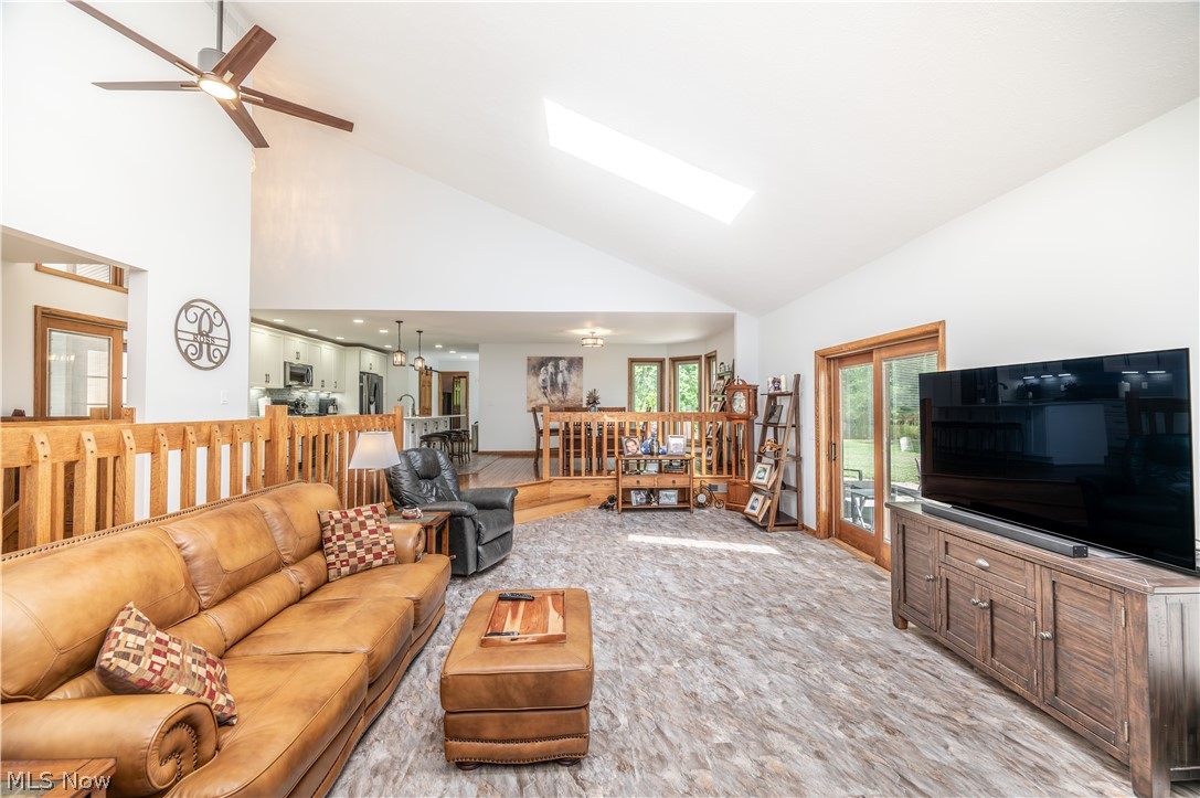 405 Airport Drive NW Warren OH 44481