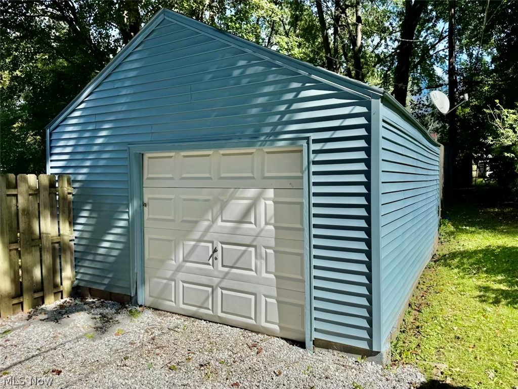 2319 Hillside Street Cuyahoga Falls OH 44221