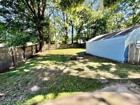 2319 Hillside Street Cuyahoga Falls OH 44221
