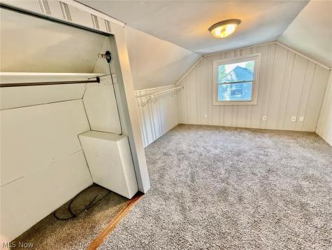 2319 Hillside Street Cuyahoga Falls OH 44221