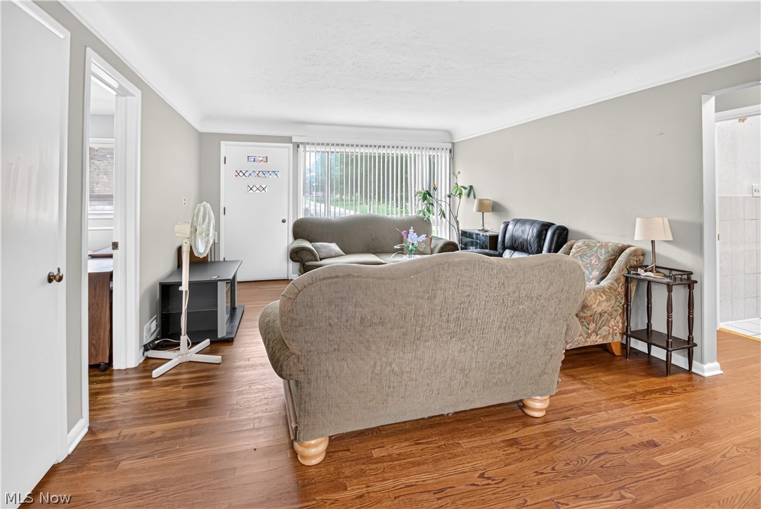 5984 Pearl Road Parma Heights OH 44130