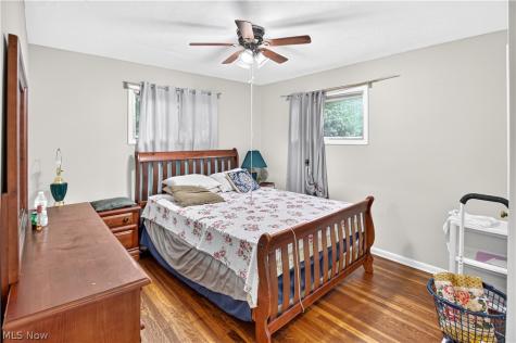 5984 Pearl Road Parma Heights OH 44130