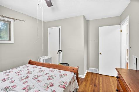 5984 Pearl Road Parma Heights OH 44130